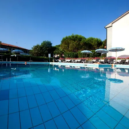 Hotel Oleandri Vada