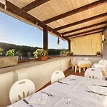 Hotel Oleandri Vada